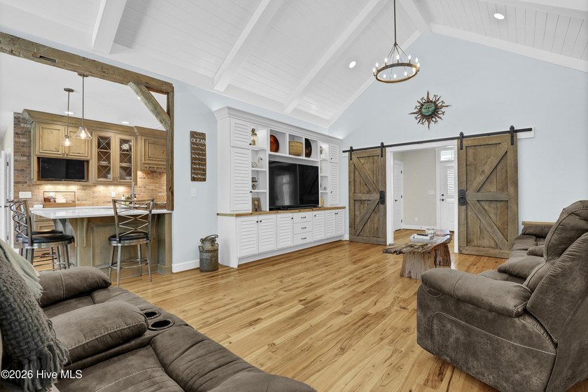 Welcome to this enchanted custom-built gem with an Energy Star - photo 6