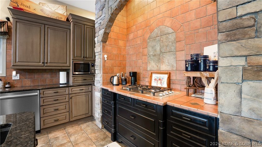If sophistication could define a home, this stunning property - photo 9