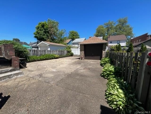 Lovingly maintained bright, spacious, Detached Colonial, 3 - photo 12