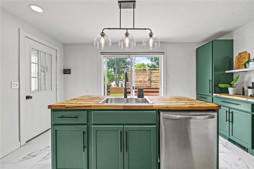 Welcome to 112 Sharon Drive, a beautifully updated 3-bedroom - photo 14