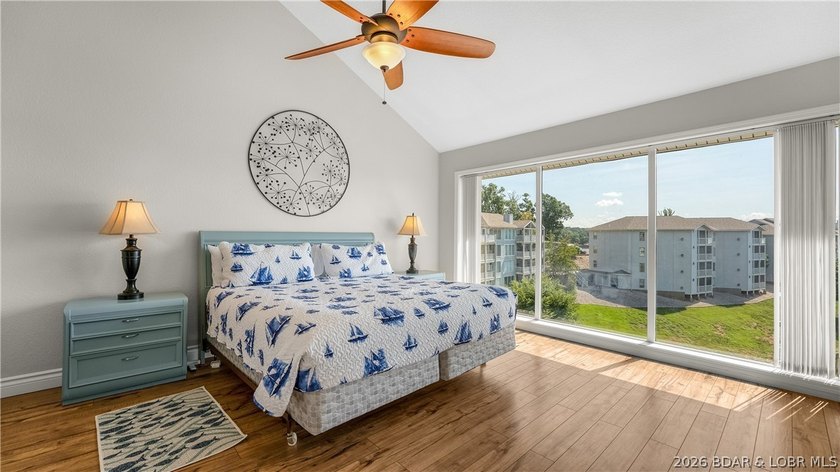 Welcome to this spacious 3 bedroom, 3 bath top-floor condo at - photo 15