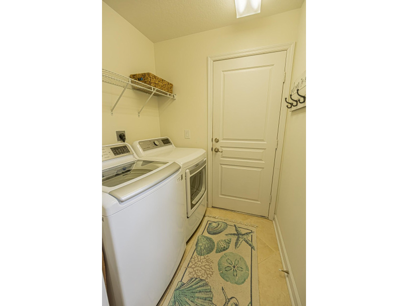 Discover effortless living in Bedford Park with this beautifully - photo 16