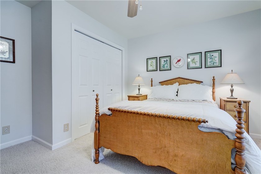 Welcome to this Impeccably Maintained 3 Bedroom, 2 Full Bath - photo 21