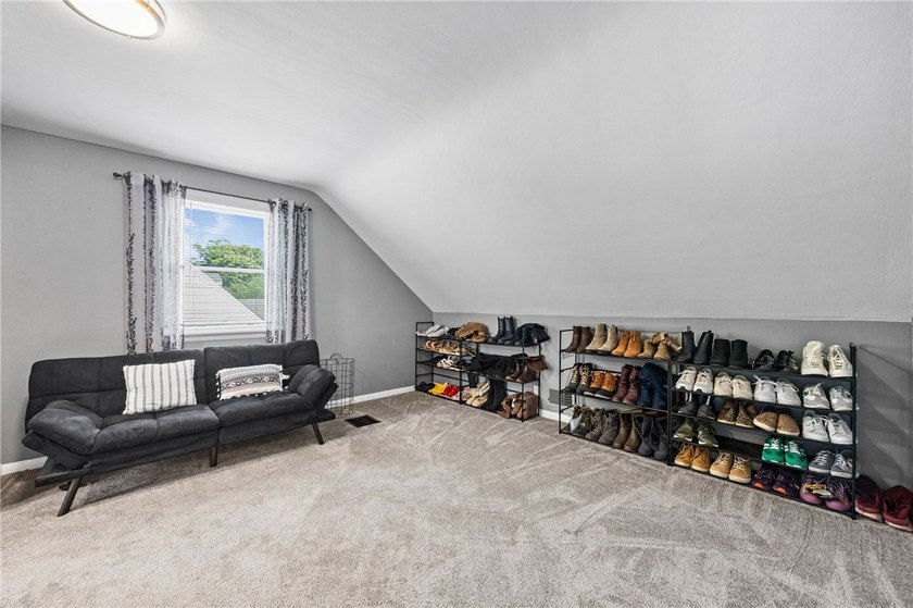 Welcome to 112 Sharon Drive, a beautifully updated 3-bedroom - photo 36