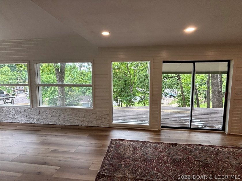 Completely remodeled in 2026, this move-in ready 3 bedroom, 2 - photo 7