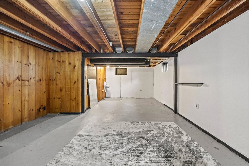 Welcome to 112 Sharon Drive, a beautifully updated 3-bedroom - photo 40