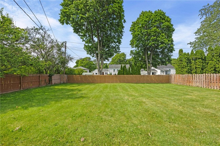 Welcome to 112 Sharon Drive, a beautifully updated 3-bedroom - photo 45