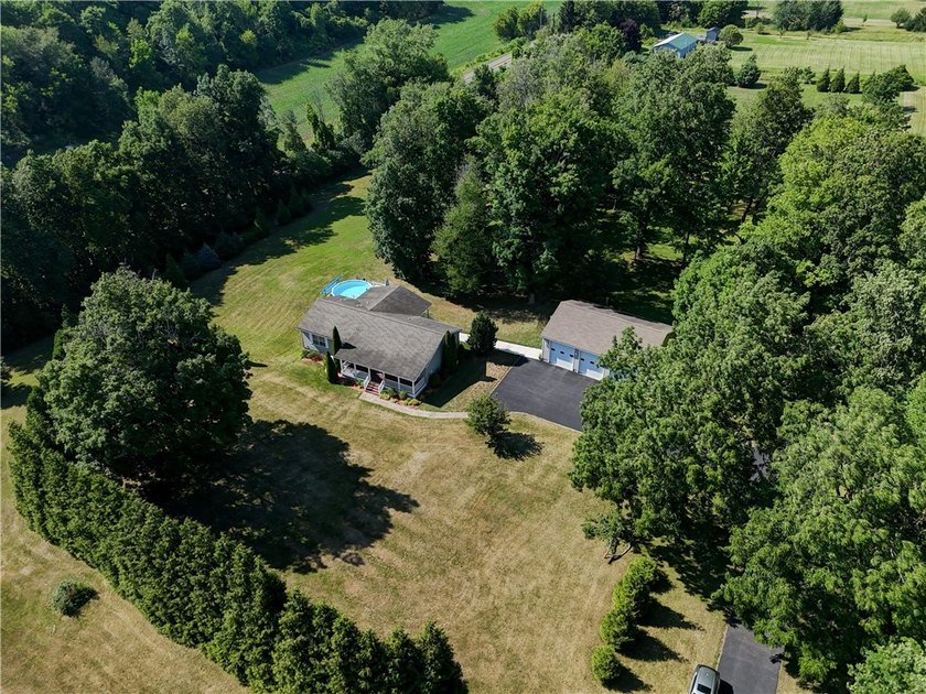 Welcome to this Impeccably Maintained 3 Bedroom, 2 Full Bath - photo 47