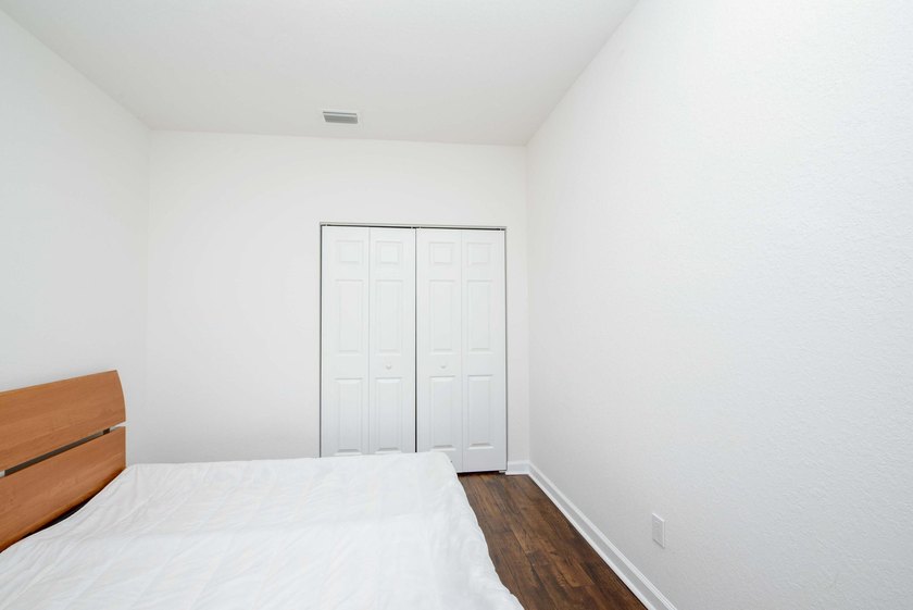 Step into this beautifully maintained 3-bedroom, 2.5-bath - photo 39