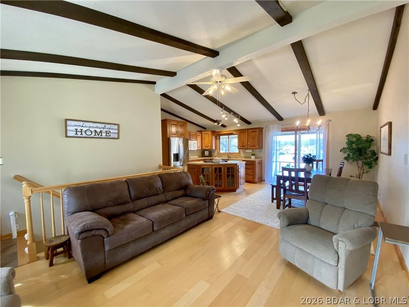 Big price improvement on this turn-key Osage Beach lakefront - photo 9