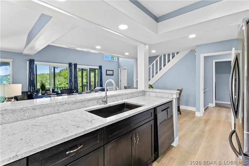 Welcome to lake living in the heart of Osage Beach! Located in - photo 8