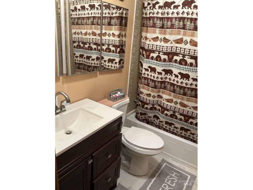 2 bedroom 2 bath manufactured home in Terrace Lakes Resort on - photo 33