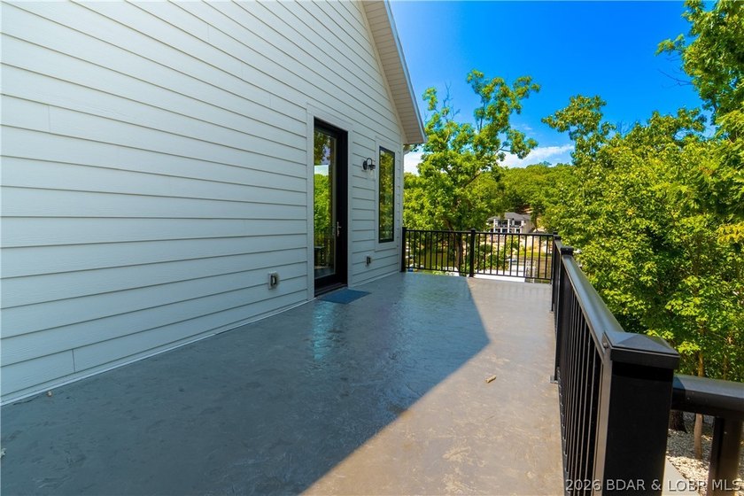The ultimate Lake of the Ozarks retreat awaits in prestigious - photo 50