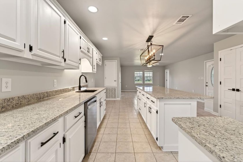 Welcome to your private country retreat on 26 beautiful acres! - photo 8