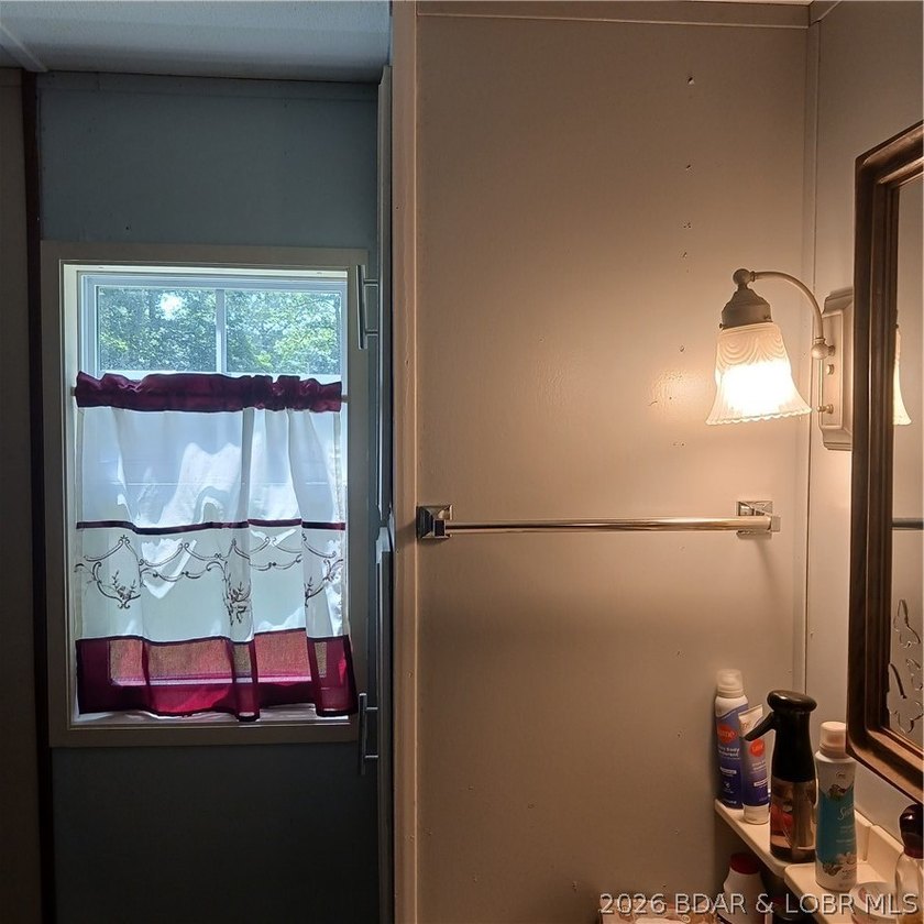 Newly remodeled, updated 2nd-tier vacation rental or year-round - photo 22