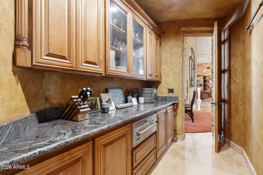 A rare opportunity to own one of Chandler's most impressive - photo 33