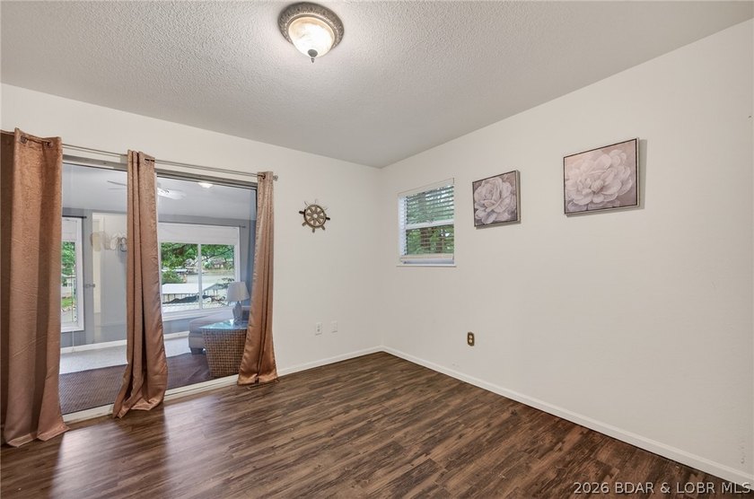 If you have been searching for an affordable lakefront getaway - photo 8