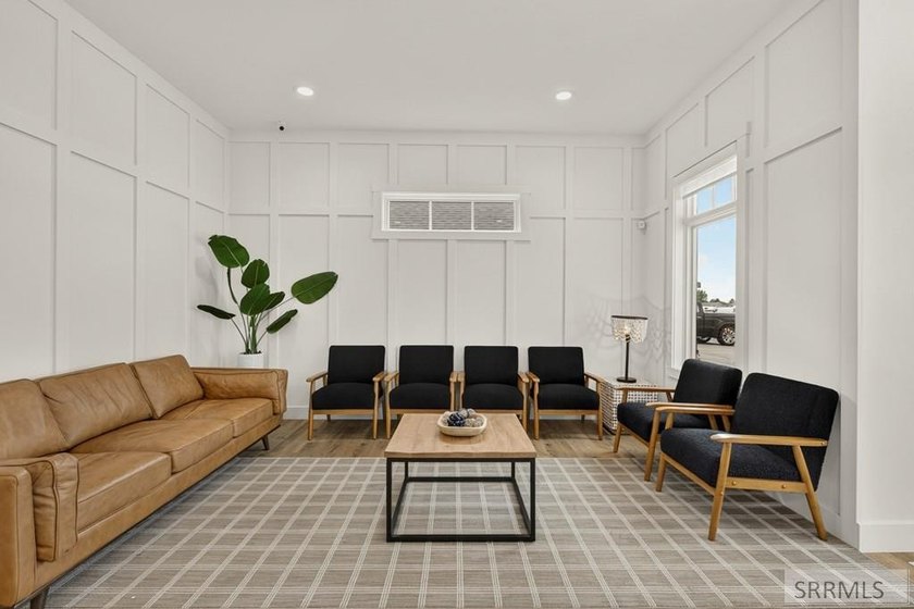 Exceptional opportunity to own a modern, professionally designed - photo 8