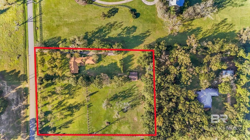 12352 Mary Ann Beach Rd, Fairhope is a Charming Ranch Retreat on - photo 3