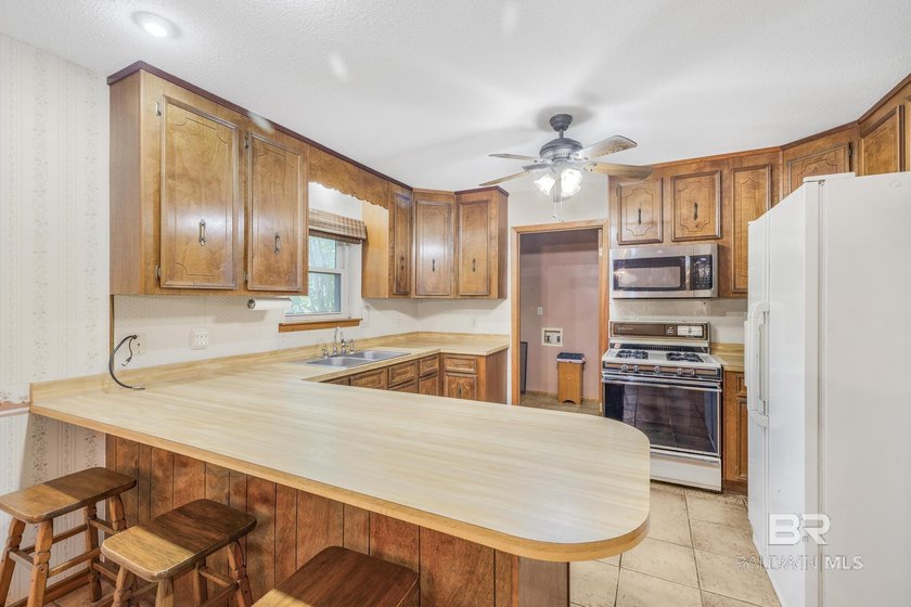 12352 Mary Ann Beach Rd, Fairhope is a Charming Ranch Retreat on - photo 5