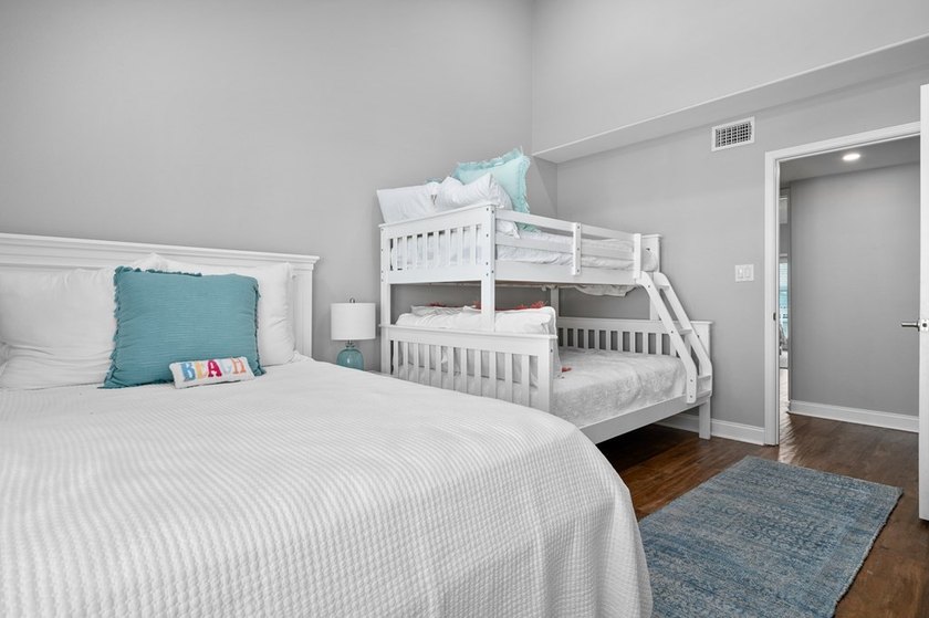 Step into the serene waterfront lifestyle you've always dreamed - photo 21
