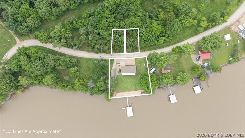 Experience the ultimate Lake of the Ozarks lifestyle with this - photo 4