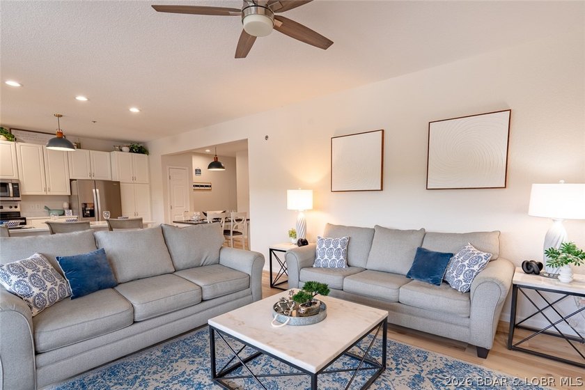 Beautifully updated top floor end unit at Lazy Days in Osage - photo 4