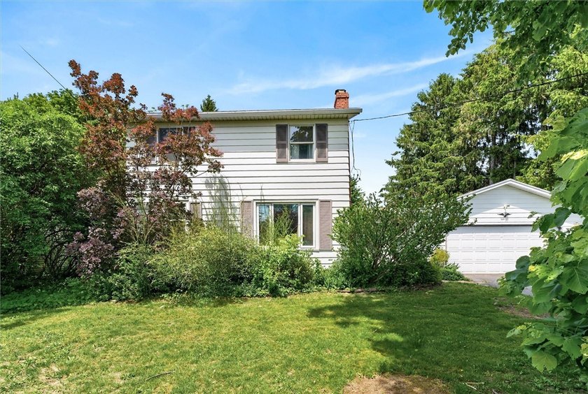 Once a farmhouse, this charming home has undergone a renovation - photo 2