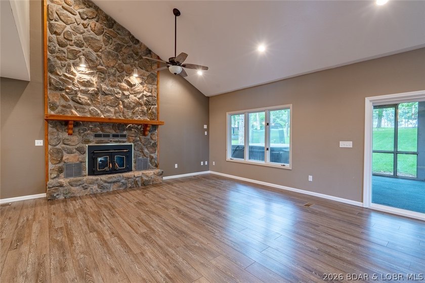 Exceptional value in one of the Lake's most sought-after - photo 7