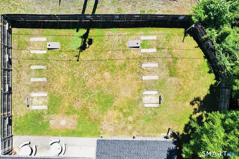 An exceptional opportunity to own both a successful, established - photo 9