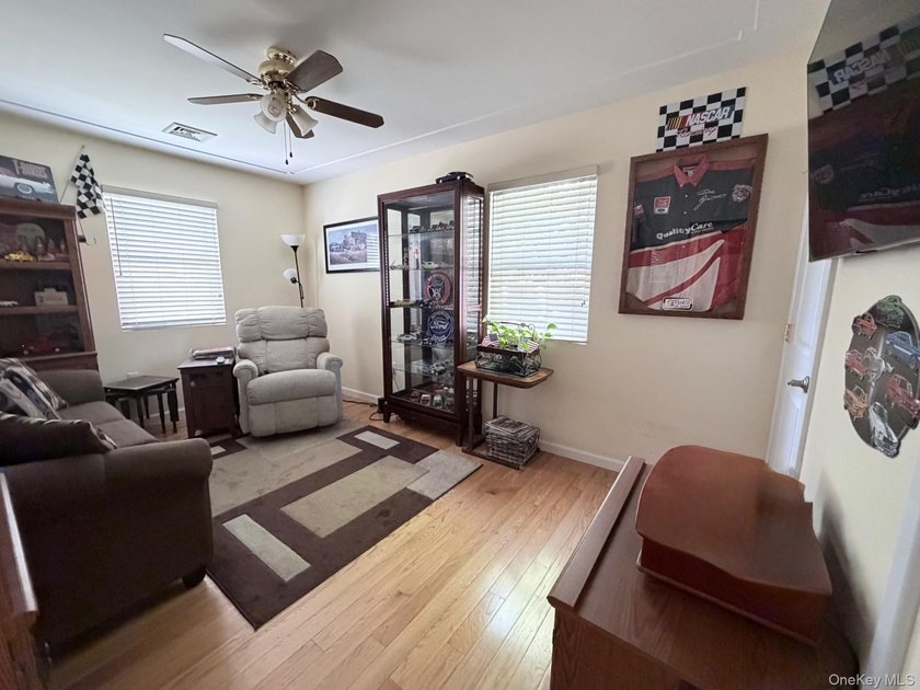 E-X-T-E-N-D-E-D Ranch in move in condition. Updated open kitchen - photo 13