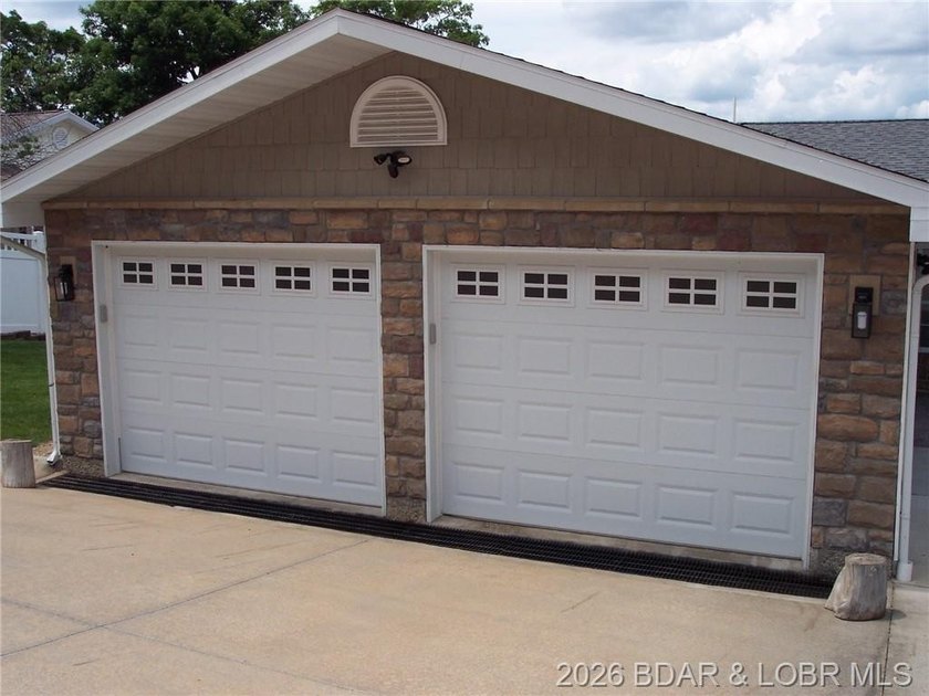 NEW PRICE- Seller has found their new forever home so new buyer - photo 6