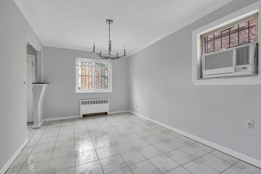 Welcome to this beautifully maintained and exceptionally bright - photo 10