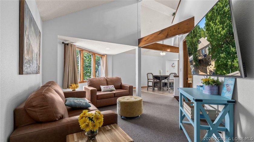 Welcome to this beautifully updated 3-bedroom, 2.5 bath - photo 12