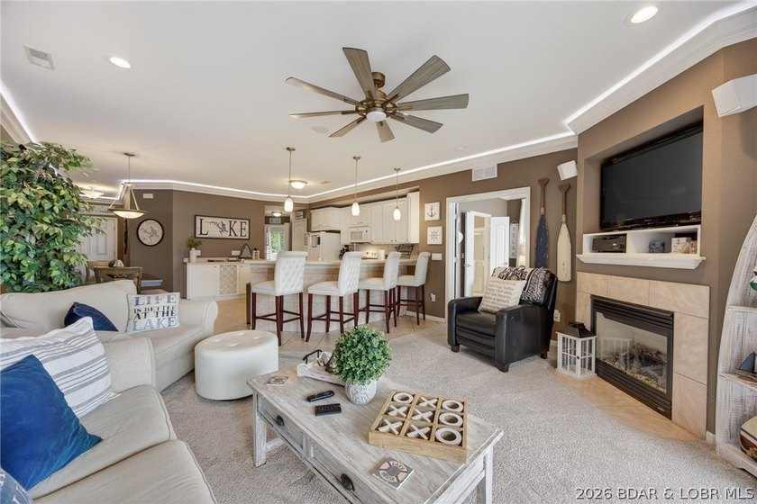 Welcome to Land's End Condominiums, one of the most sought-after - photo 2
