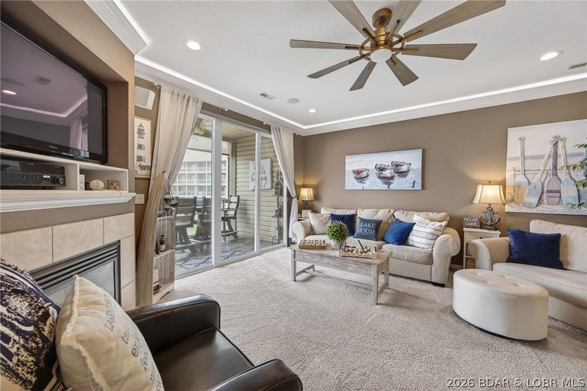 Welcome to Land's End Condominiums, one of the most sought-after - photo 3