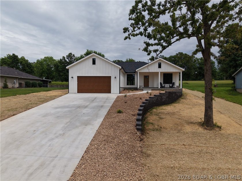 Experience the appeal of brand-new construction in Indian Rock - photo 2