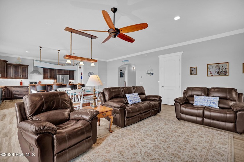Enjoy a true waterfront boating lifestyle in this exceptional - photo 4