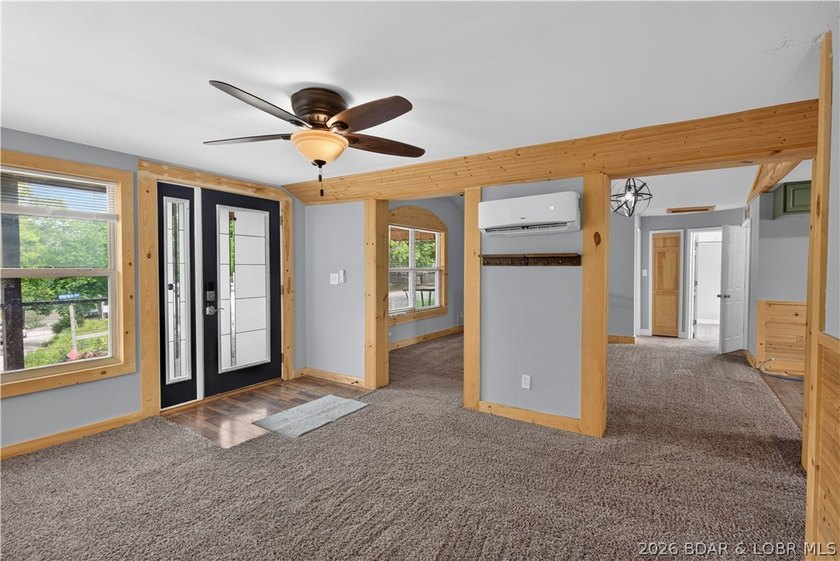 Charming 3-bedroom, 2-bath home located near the Lake of the - photo 7