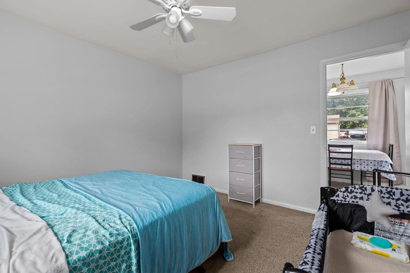 Located in a highly desirable Little Chute location and priced - photo 16