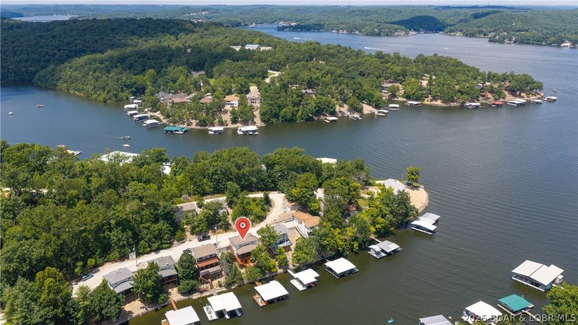 The kind of lakefront property buyers wait for-deep water - photo 40