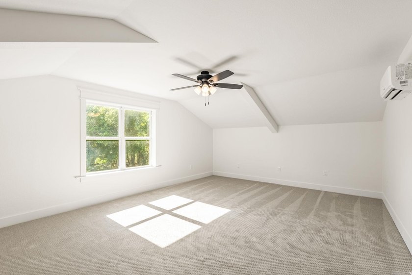 MOTIVATED SELLERS! Fully renovated home in the heart of Clinton - photo 48