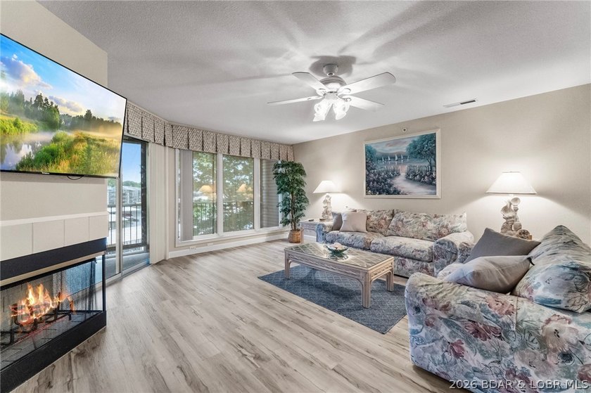 Walk-in level lakefront living in sought-after Bristol Bay! This - photo 4