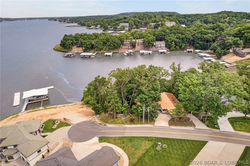 Build your dream lakefront retreat in one of the most - photo 2