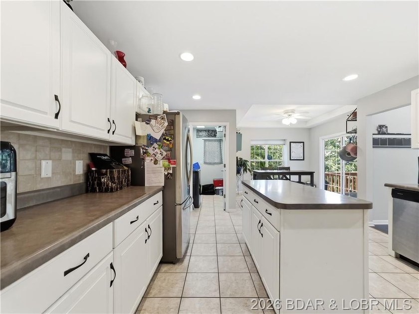 Great location in Hawk Island Estates with seasonal Lake View - photo 9