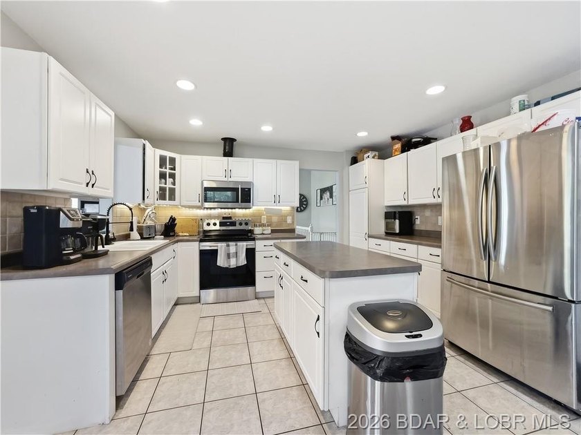 Great location in Hawk Island Estates with seasonal Lake View - photo 10