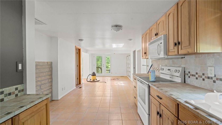 Investor Special with Lakefront &amp; Development Potential! These - photo 10