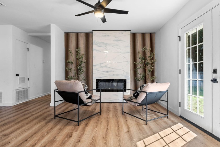 Back on market AT NO FAULT OF THE SELLER! Completely remodeled - photo 10