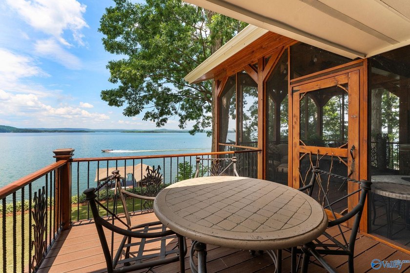 Experience lake living in sought-after Big Nose Estates on Weiss - photo 26