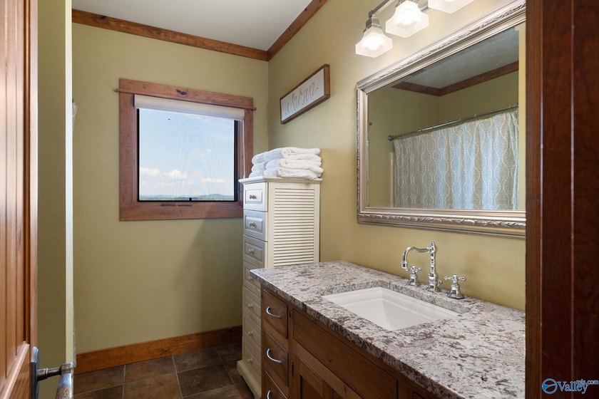 Experience lake living in sought-after Big Nose Estates on Weiss - photo 37